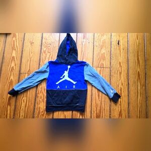 Jordan sweatshirt kids size small